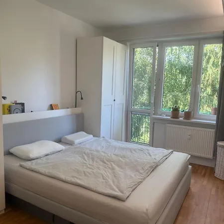 Apartment & Modern *