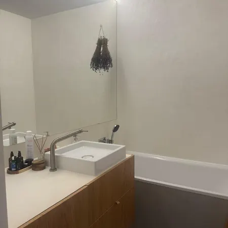 & Modern Apartment *